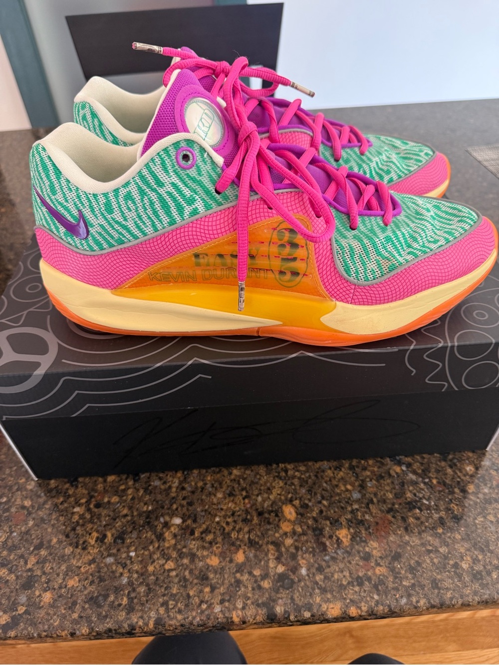KD16ASW Kevin Durant Nike Stadium Green/Hyper Violet Sz Mens 11.5 - Picture 8 of 11